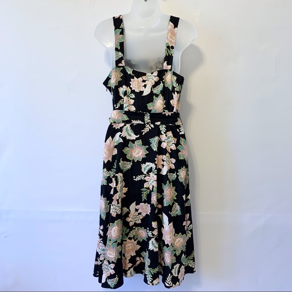 Who What Wear Linen Blend Floral Belted Dress Small - Picture 4 of 13